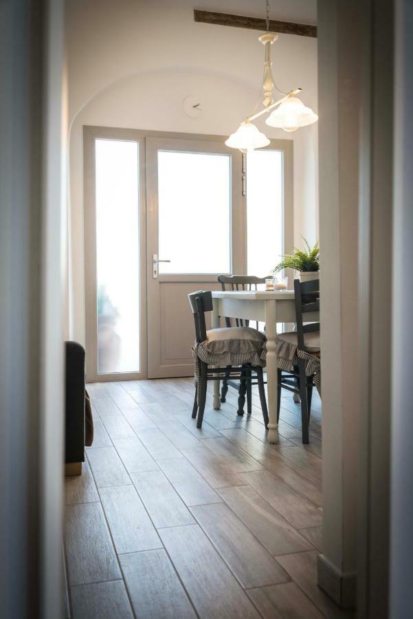 Tosca'S House Apartment Palaia Bagian luar foto
