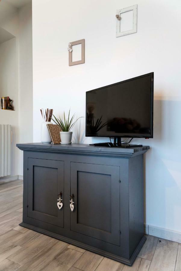 Tosca'S House Apartment Palaia Bagian luar foto
