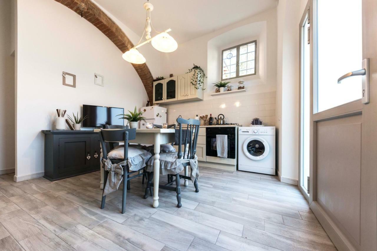 Tosca'S House Apartment Palaia Bagian luar foto